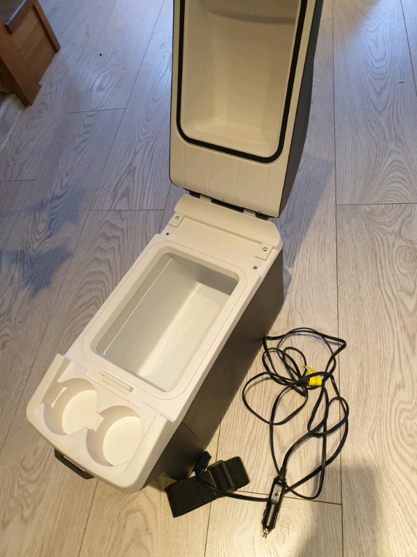 halfords 8l cool box